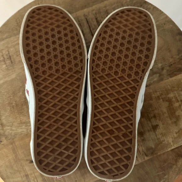 Vans Slip-On Red Roses White Shoes - Picture 4 of 4